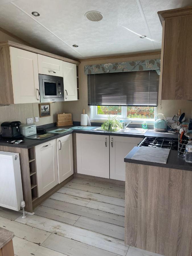 Fern Lodge With Hot Tub Stonham Aspall Экстерьер фото