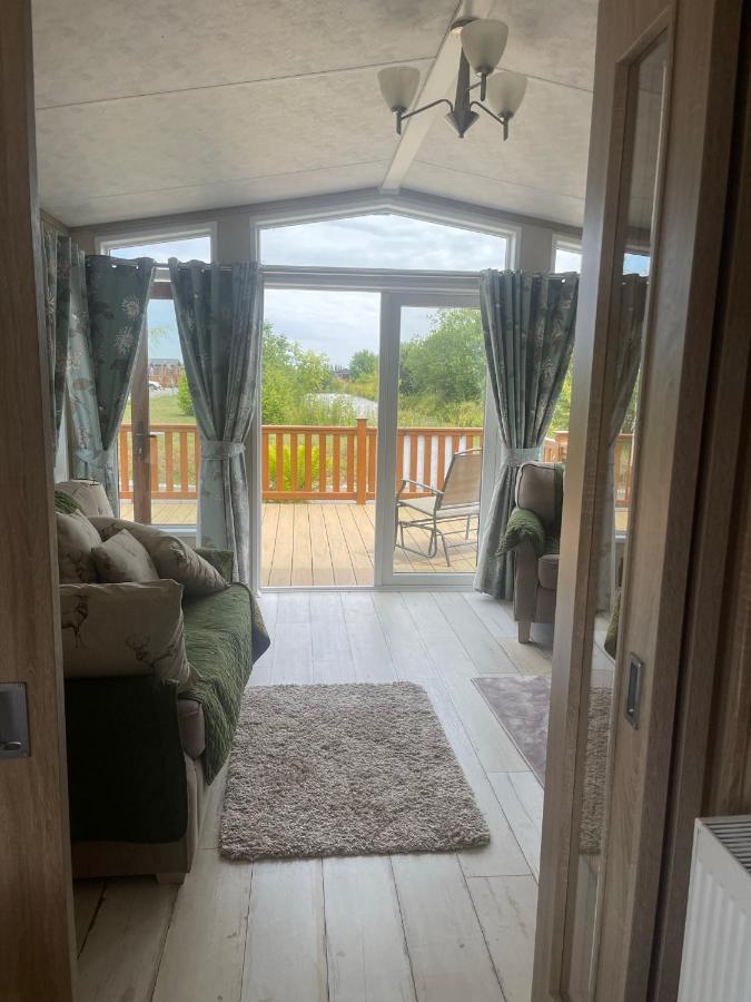 Fern Lodge With Hot Tub Stonham Aspall Экстерьер фото
